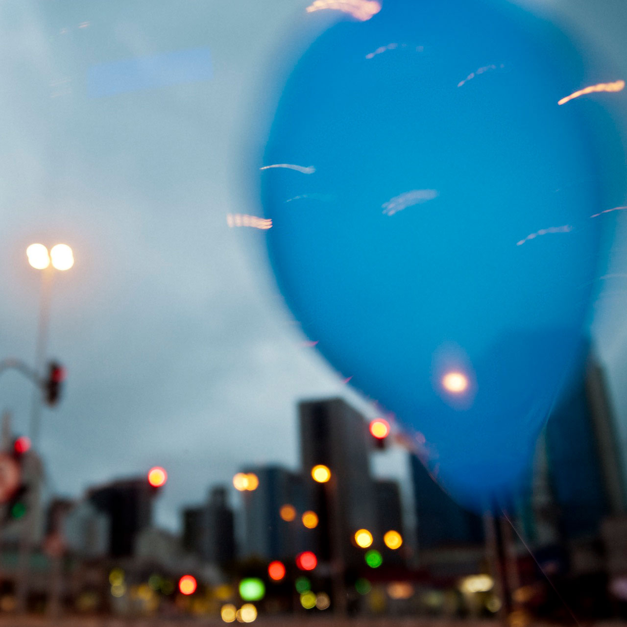 Moody Ballon 2.jpg